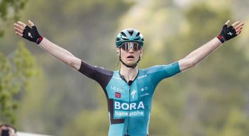 Aleksander Vlasov, ganador de la etapa y nuevo líder.
