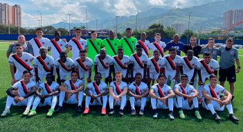 Grupo de jugadores que se entrenan en Medellín a nombre del Cúcuta Deportivo. 