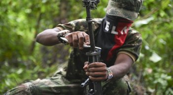El Frente de Guerra Urbano Nacional, del Eln, inició una arremetida en todo el país.