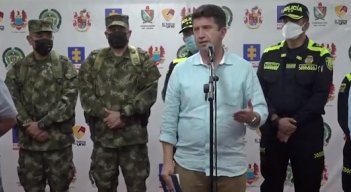 El ministro de Defensa se refirió a los panfletos en un video publicado en su cuenta de Twitter. 