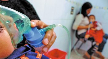 La hidratación es la clave para controlar la enfermedad y evitar así mayores complicaciones. / Foto: Cortesía / La Opinión 