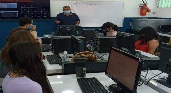 Estudiantes colaboran con descubrimiento de asteroides