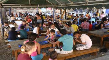 La Casa de la Divina Providencia en La Parada está brindando actualmente unos 650 platos diarios./ Foto: Jorge Gutiérrez