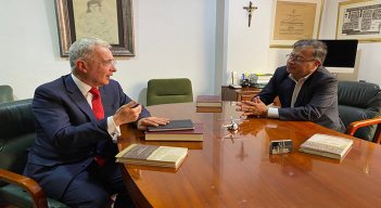 Presidente Petro y expresidente Uribe ya están reunidos./Foto: Colprensa