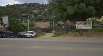 En el asentamiento hace falta alumbrado público para mitigar la problemática de la inseguridad. / Foto: Pablo Castillo / La Opinión 