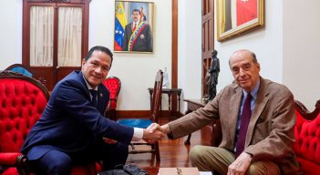 Reiniciar la relaciones diplomáticas