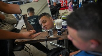 Una "batalla de barberos"