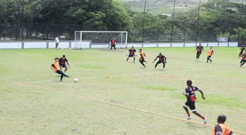 Cúcuta Deportivo entrenó ayer en la cancha del Colegio Comfanorte, enfatizando en movimientos defensivos./ Fotos Cúcuta Deportivo Oficial