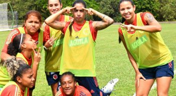 Las colombianas se alistan para enfrentar a Argentina en la semifinal de la Copa América. 