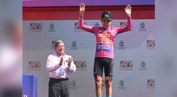 Santiago Buitrago sigue comandando en la Vuelta a Burgos