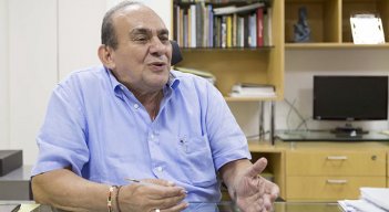 Héctor Parra