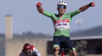 Mads Pedersen ciclista del Trek Segafredo.