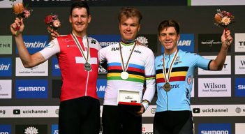 Tobias  Foss (centro) 