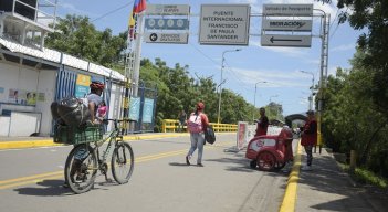 El paso de personas por El Escobal es poco, la calma en esa zona de frontera es contraria al bullicio y desorden que hay en La Parada (Villa del Rosario).