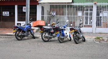 Todos los vehículos nuevos de dos y tres ruedas deben cumplir con los requisitos técnicos. 