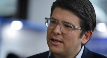 Senador Miguel Uribe demandará la reforma tributaria del gobierno Petro