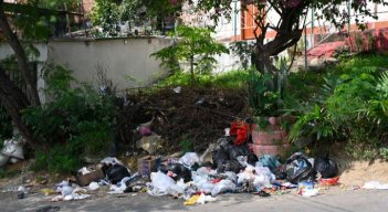 La comunidad pide resultados ante la problemática de los residuos
