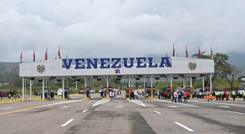 Así se encuentra el puente Atanasio Girardot previo a la apertura 