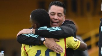 El técnico de la selección juvenil de Colombia, Héctor Cárdenas se mostró satisfecho con el trabajo de su equipo. (Foto Cortesía/FCF).