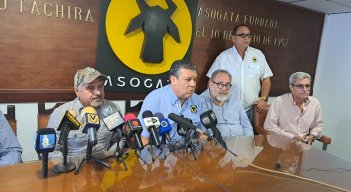 Contrabando de carne desde Colombia afecta a productores de Venezuela. Fotos Anggy Polanco / La Opinión 