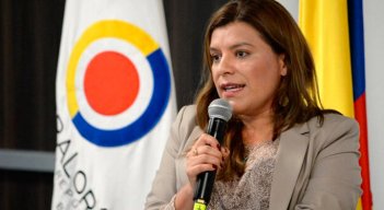 EXVICEMINISTRA