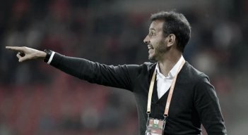 Fernando Batista reemplaza a José Pékerman, en el banco de la selección venezolana de fútbol.