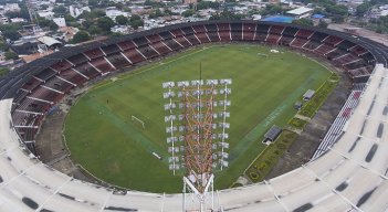 La tribuna oriental del estadio General Santander construida en entre 1989 y 1991 no se le ha hecho un mantenimiento desde entonces.