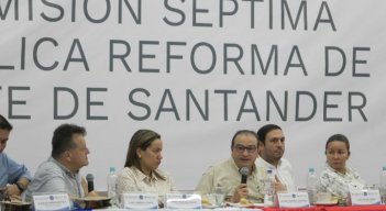 En Villa del Rosario se llevó a cabo una audiencia pública sobre la reforma a la salud./Foto Juan Pablo Cohen-La Opinión