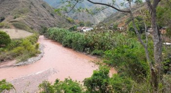 Drenarán laguna formada por avalancha en Villa Caro