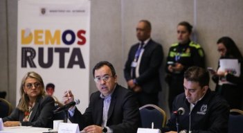 En Bogotá fue instalada la Comisión Nacional de Garantías Electorales./Foto Colprensa