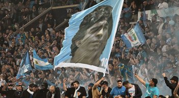 Napoli, Diego Maradona. 