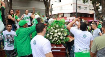 Cuatro heridos tras ataque durante sepelio de hinchas de Nacional en Girón