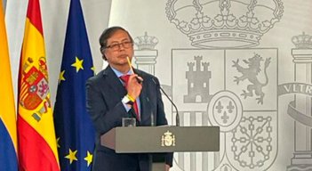 Petro reta al Clan del Golfo a que diga si quiere la paz