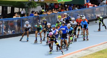  Un alto nivel de competencia se vio en la Copa de patinaje interdepartamental.