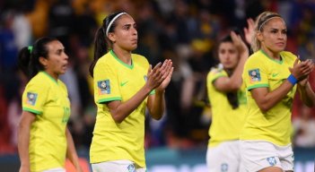 La selección brasileña cayó 2-1 ante su similar de Francia.