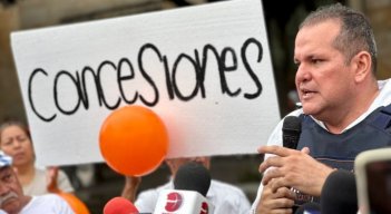 Carlos Jaimes se inscribió ante la Registraduría para competir por la Alcaldía de Cúcuta./Foto cortesía