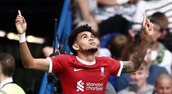 Luis Díaz fue importante, en el empate del Liverpool frente al Chelsea en la primera fecha de la Liga Premier.