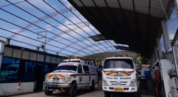 Actualmente cuentan con 3 carros contra incendios y de logística. /Foto: Deicy Sifontes/ La Opinión.