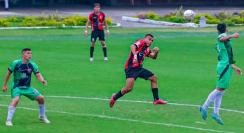 Esteban 'Totono' Martínez, extremo del Cúcuta Deportivo. 