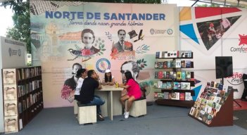 El stand estará hasta el sábado en el evento