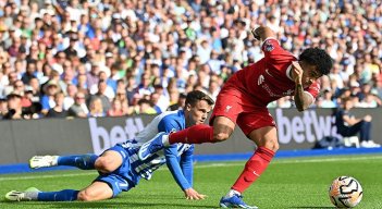 El colombiano Luis Díaz tuvo un buen partido en el empate frente al Brighton.