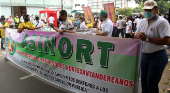 Maestros pueden ir a paro si no son escuchados por el Gobierno nacional
