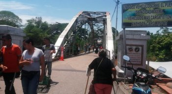 Comerciantes de ambos municipios se han sentido olvidados por años./ Foto: Cortesía 