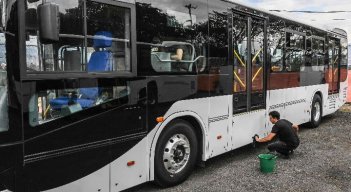 La Secretaría de Tránsito, Secretaría de Gobierno y Transporte Público Colectivo también fueron partes del proyecto. En la foto, un bus similar al proyecto / Foto: Archivo. 
