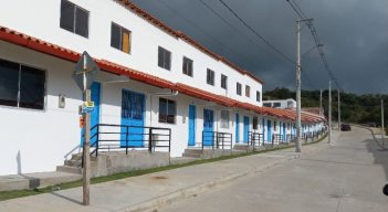 Construcción de viviendas en  Gramalote divide a veedores