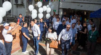Jorge Acevedo instaló la comisión de empalme con la administración de Jairo Yáñez./Foto Juan Pablo Cohen-La Opinión