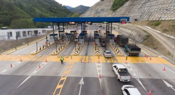 El peaje empezó a operar desde las 00:00 del día miércoles. Foto: Juan Pablo Cohen.