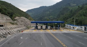 El peaje dispondrá de un carril especial en cada sentido de la vía para el cobro de la tarifa diferencial.  /Foto Cortesía / La Opinión 