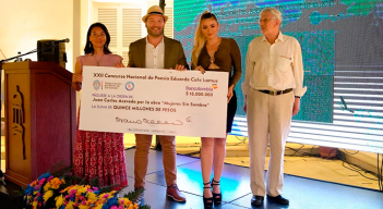 Manizaleño ganó con la obra 'Mujeres sin sombra'. Foto Cortesía
