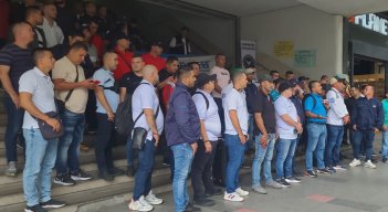Por despidos masivos, trabajadores protestan en la Unidad Nacional de Protección de Cúcuta 